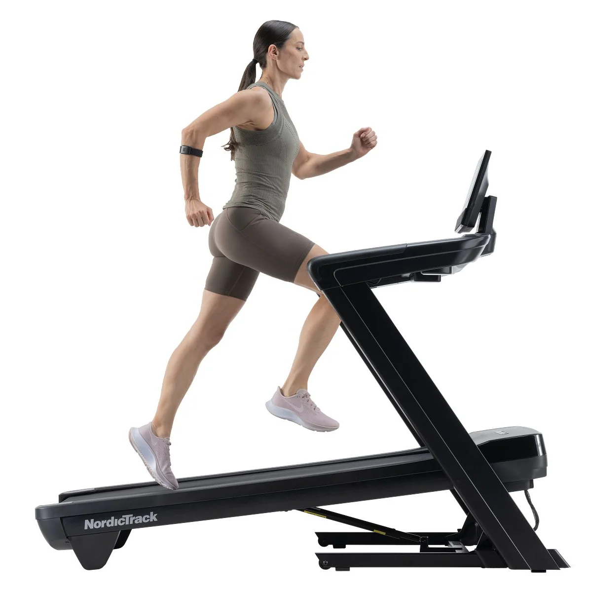 C 1250 Treadmill - Image 5