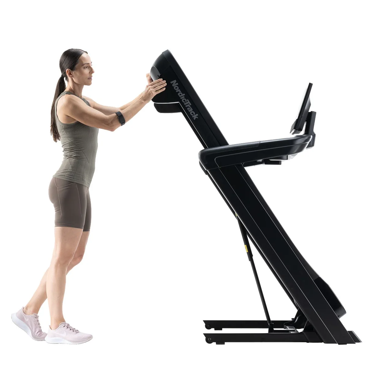 C 1250 Treadmill - Image 6