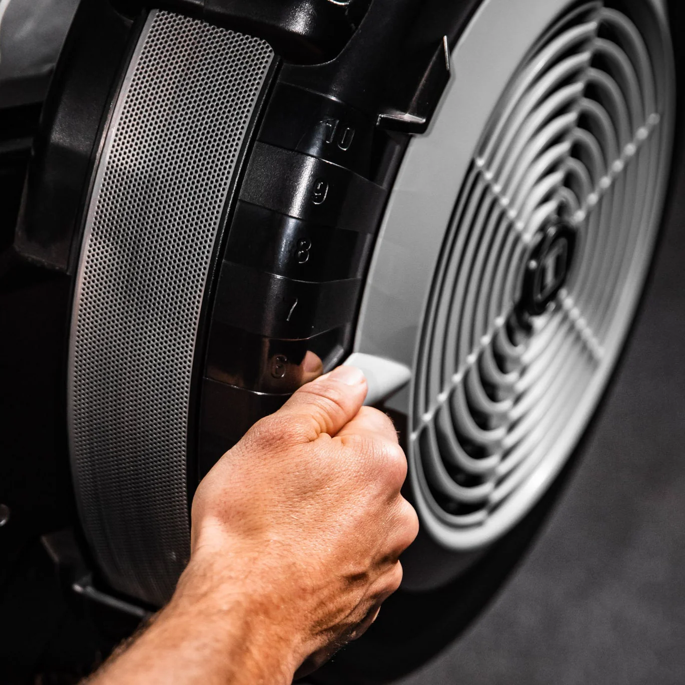 Stealth Air Rower - Image 5